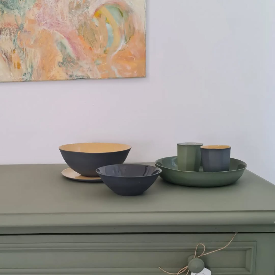 Dinnerware