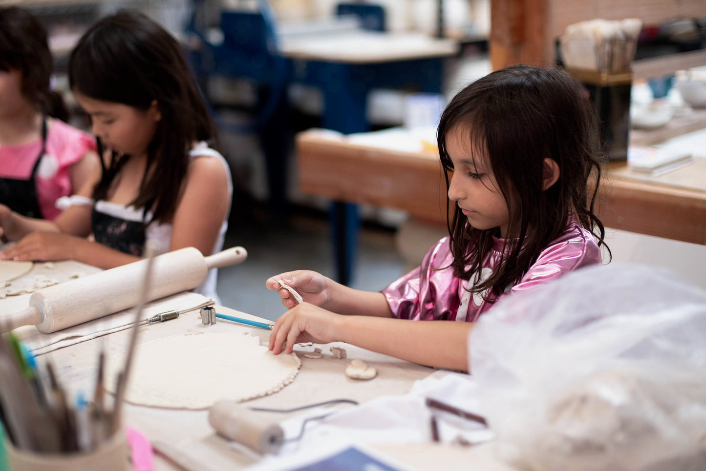 Saturday Ceramic Creativity: Hands-on Workshop!
Join us for a two-hour creative ceramics workshop this Saturday Kids Beginning Handbuilding: Saturdays 10:00am-12:00pm (4 Sessions)