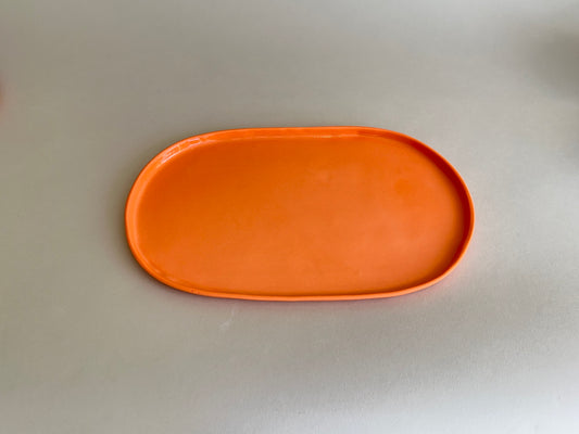Simple Oval Plate