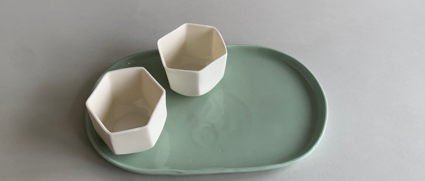 Simple Oval Plate